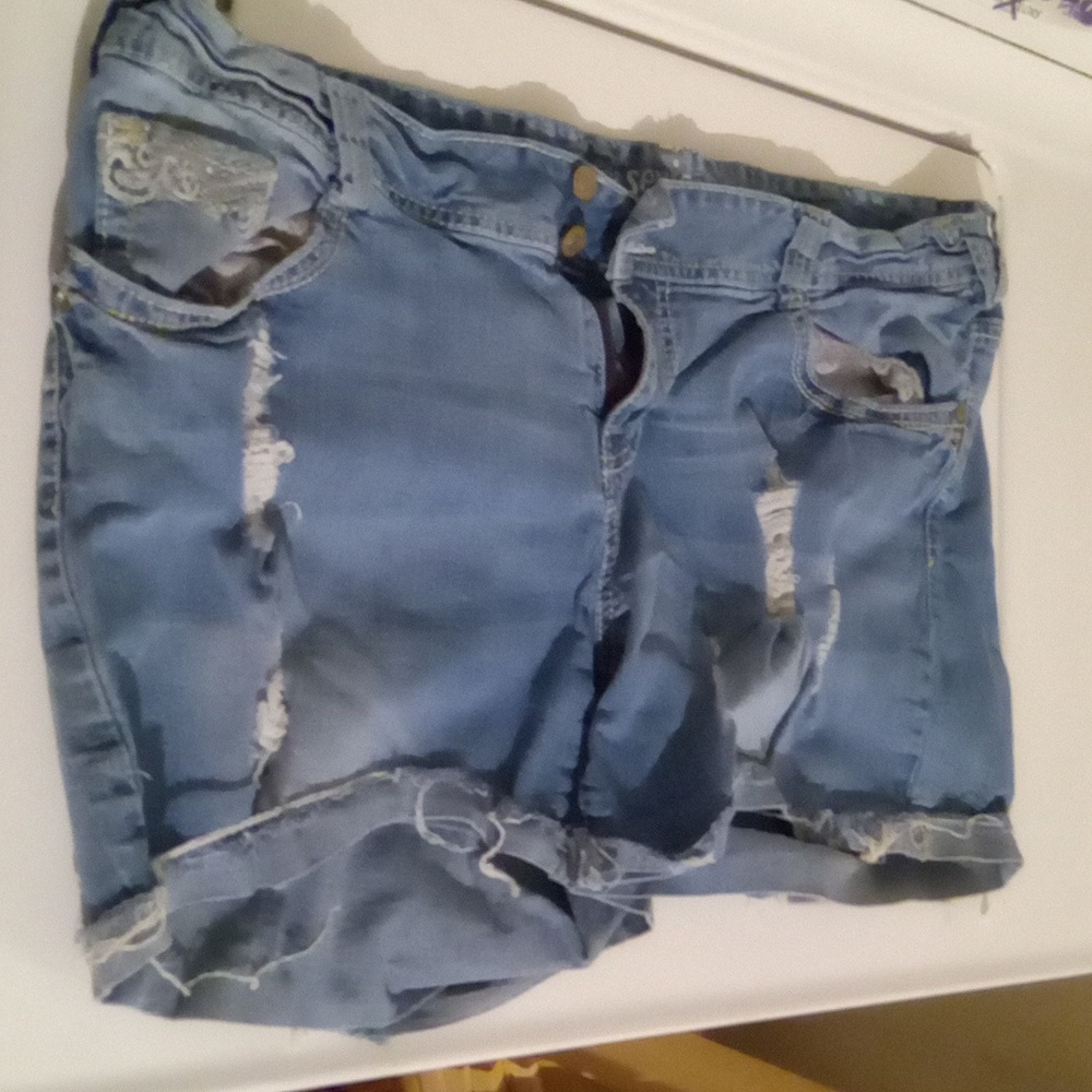 Short and sexy series shorts - Picture 5 of 9